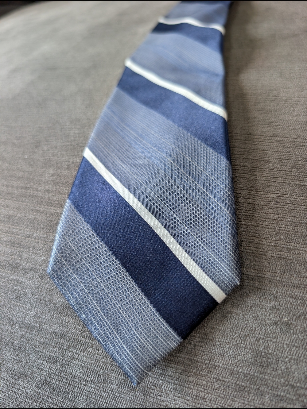 Club Room Men’s Tie Navy Blue Gray White Striped Classic Necktie